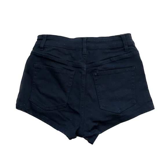 Shorts - Picture 2 of 3